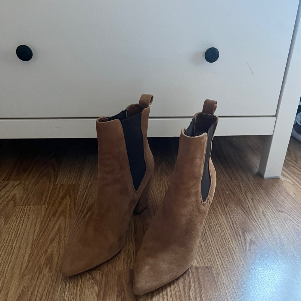 Steve Madden Brown Suede Ankle Booties